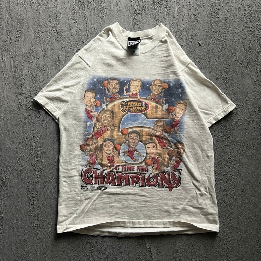 Vintage Chicago Bulls Shirt Medium‎ White 1990s NBA 6 Time Champions Pro Player